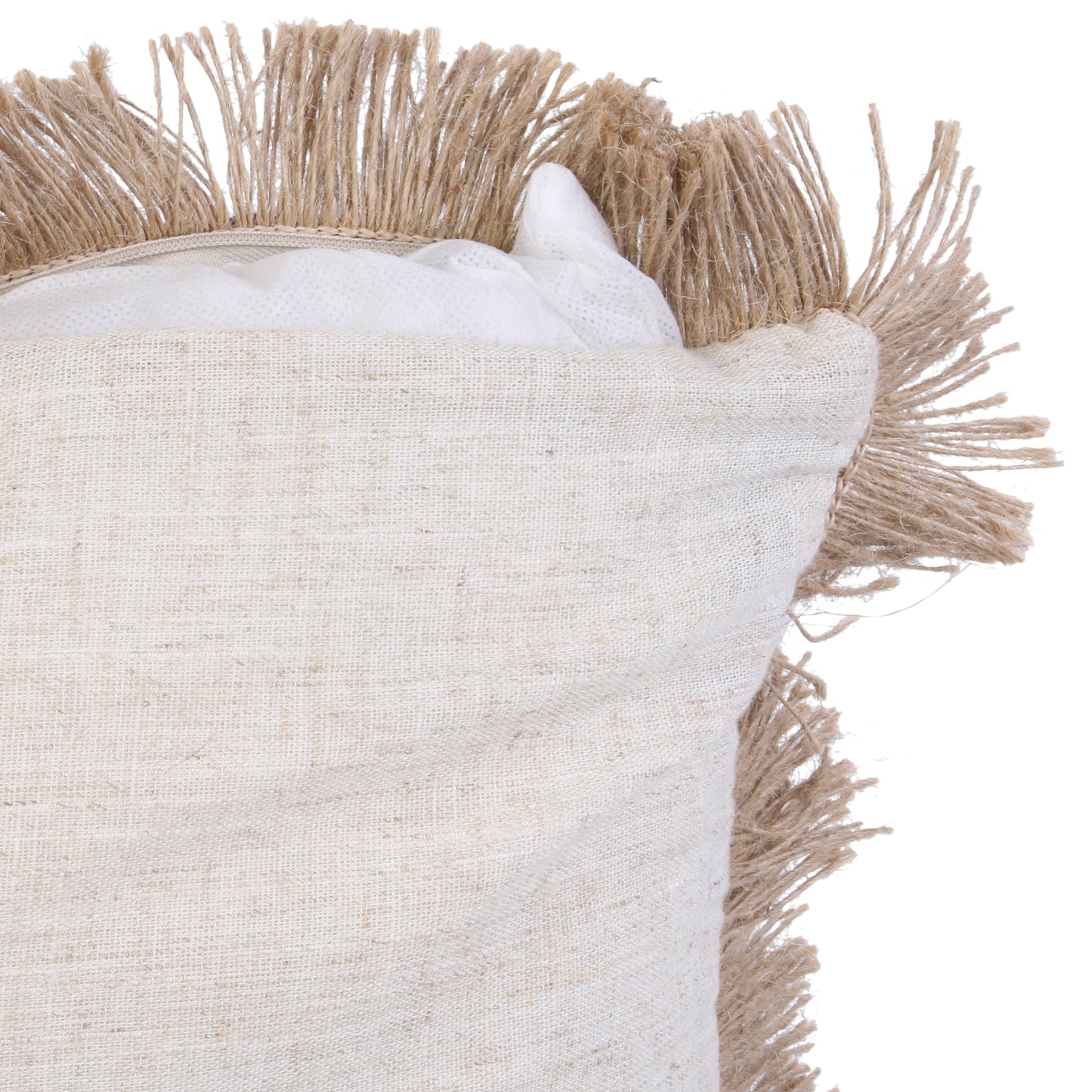 Détail du coussin ZenPur en raphia noir, tissage artisanal et design raffiné