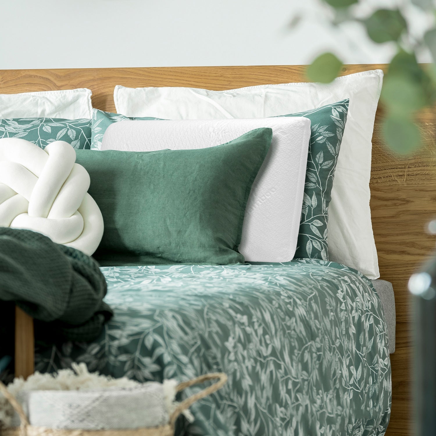 ZenPur - Ergonomic Cervical Memory Foam Pillow Designed in France & Made in Europe - Oeko Tex Certified.