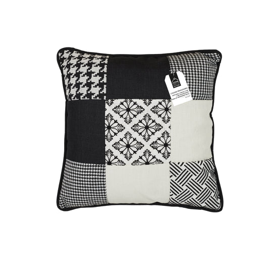 Coussin ZenPur patchwork noir et blanc, design élégant pour canapé ou lit