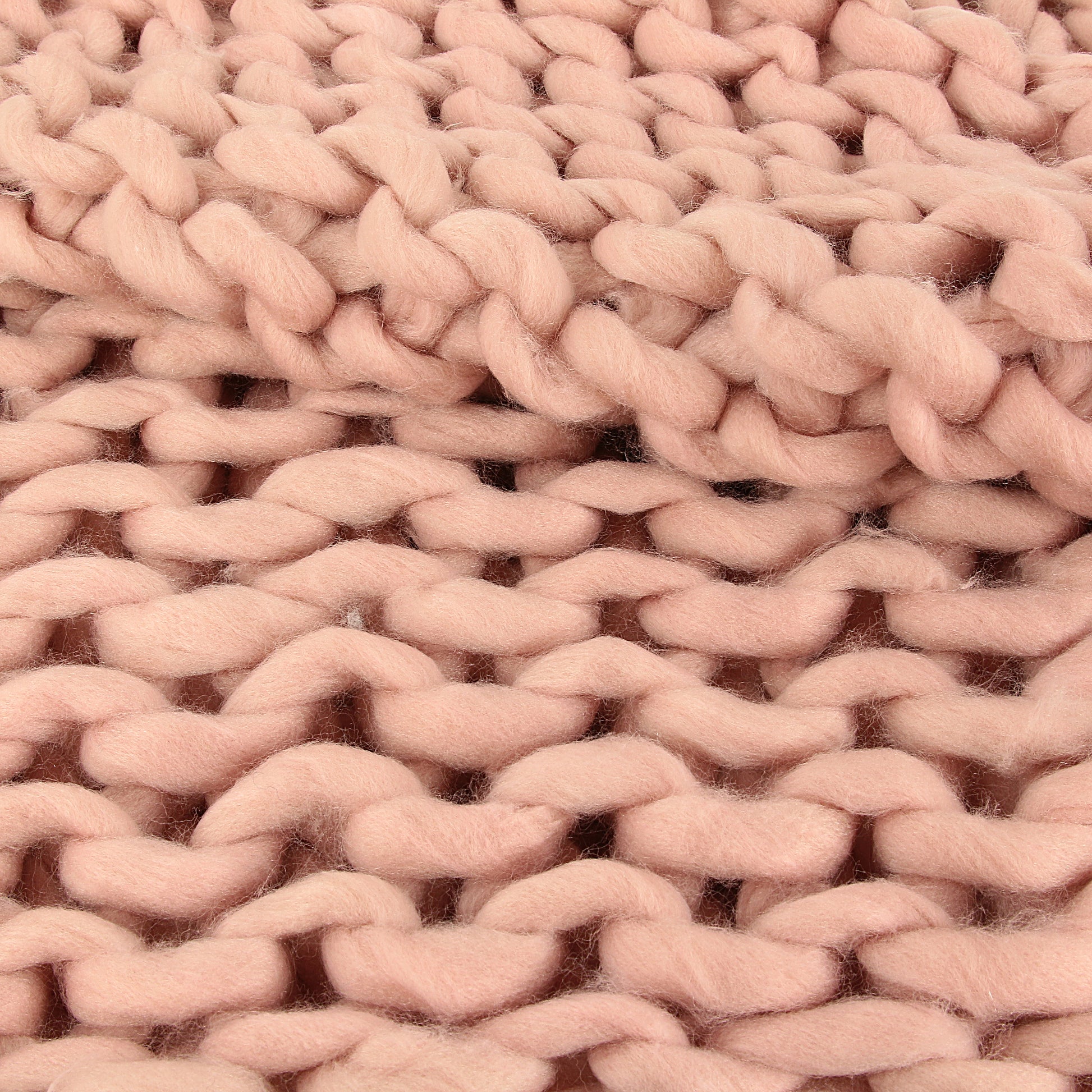Détail du plaid grosse maille chunky rose ZenPur, laine épaisse et moelleuse pour confort premium