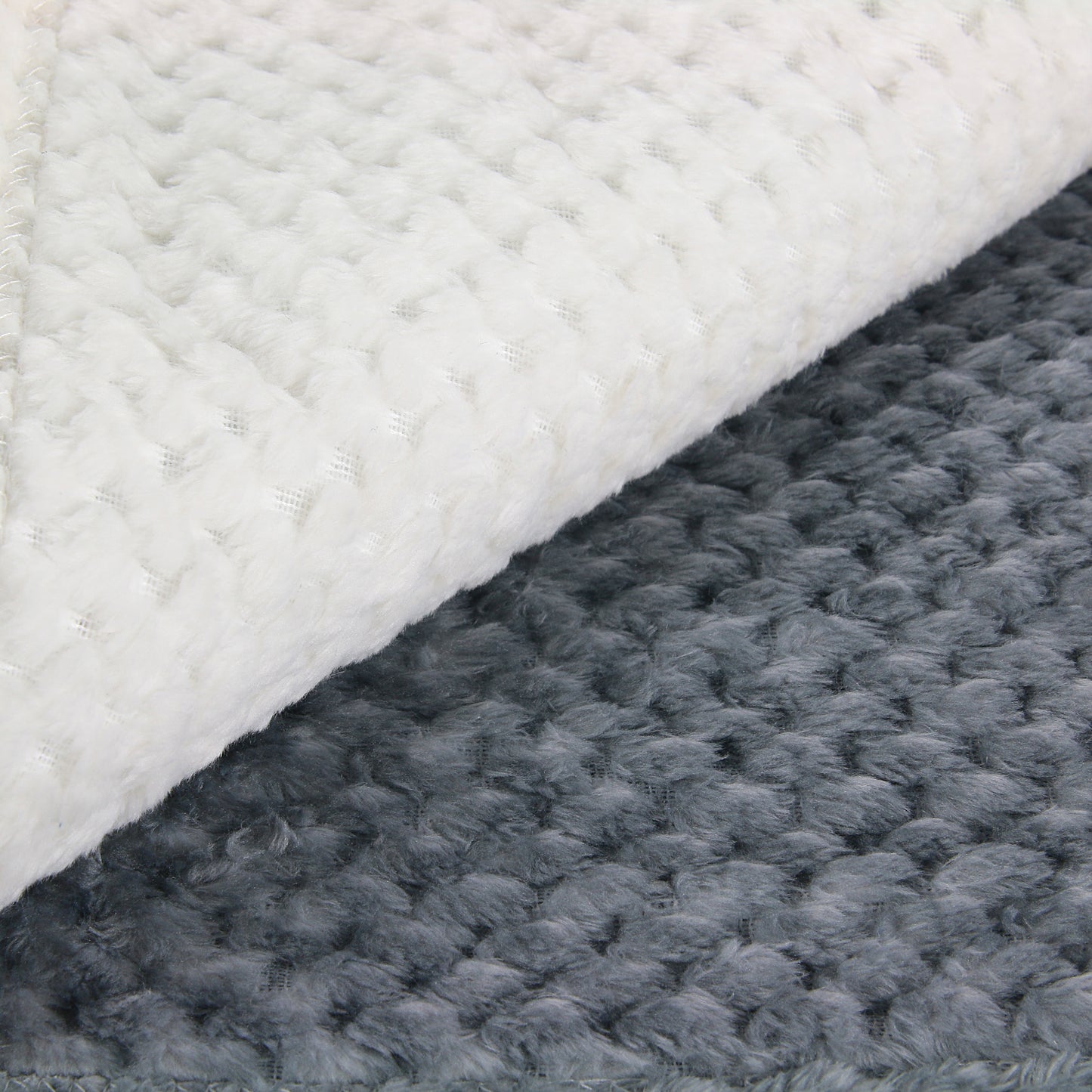 Plaid Nid d'Abeille Gris - Douceur et Élégance