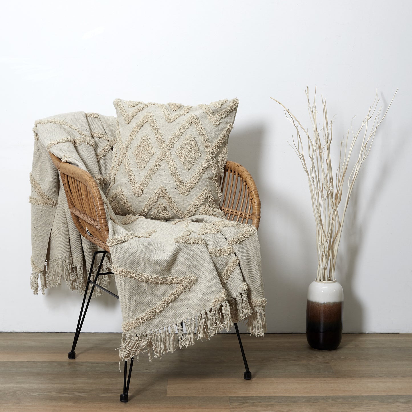 Coussin Ethnique Relief en Losange Écru