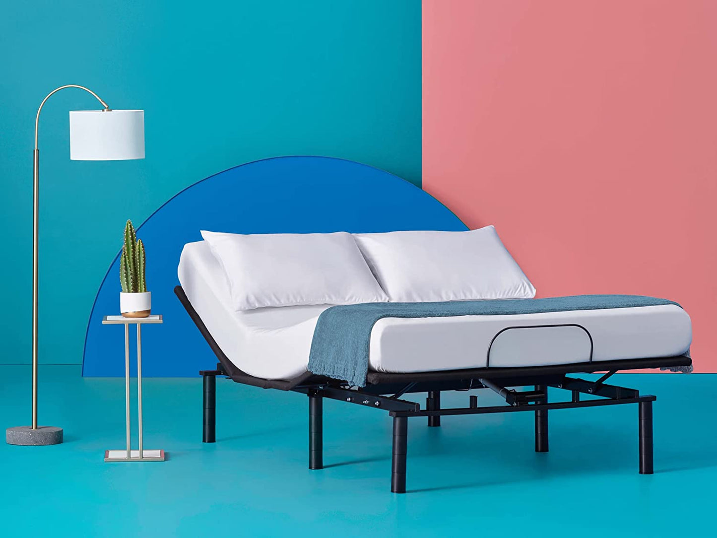 Ergomotion - Quest 2.0 - Adjustable Bed Frame - Slim Adjustable Bed Base with Head & Foot Articulation and Wireless Remote, Zero Gravity Capable - King - Works with Most Mattresses
